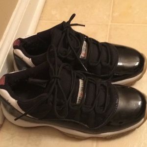 Youth 5.5 Jordan 11s